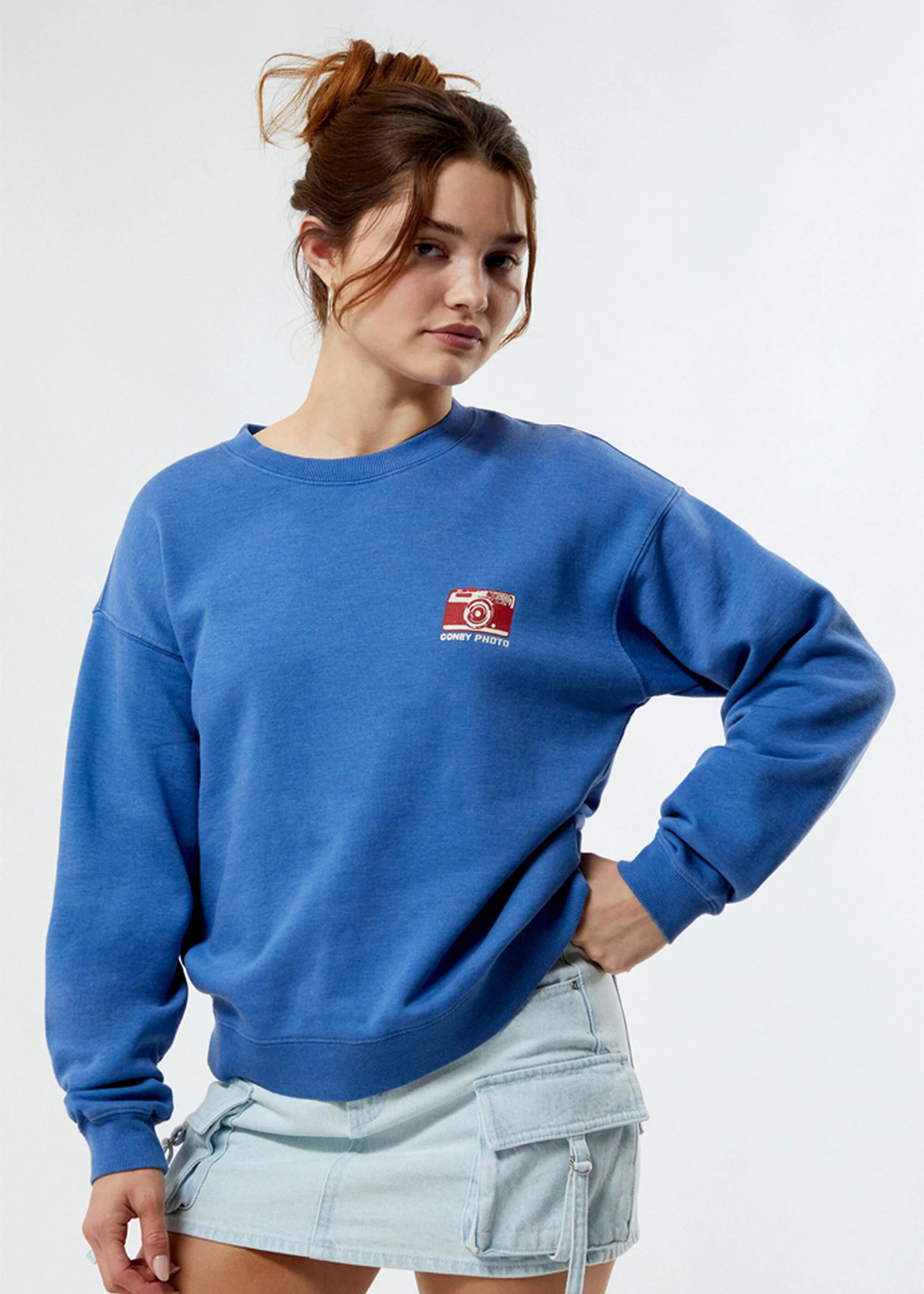 1 Hour Photo Graphic Crew Sweatshirt