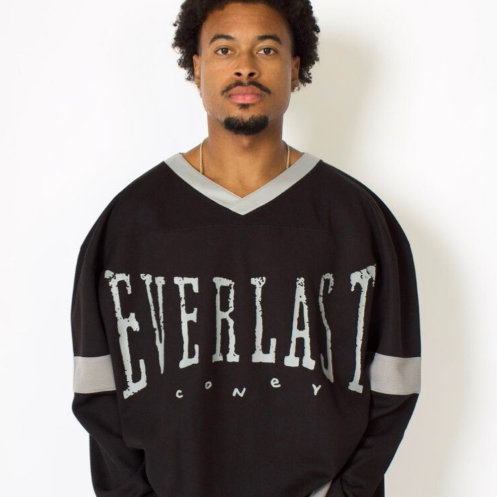 
                      
                        x Everlast Hockey Jersey
                      
                    