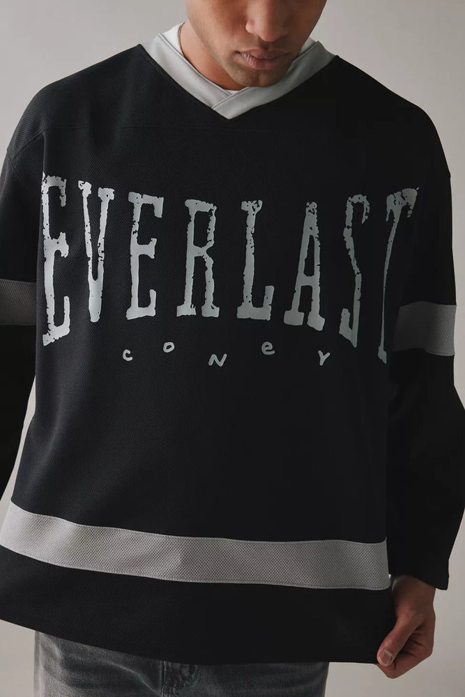 
                      
                        x Everlast Hockey Jersey
                      
                    