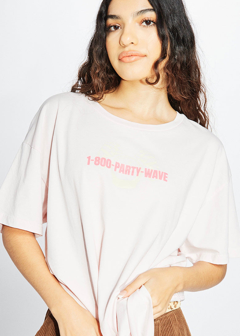Party Wave Graphic Short Sleeve Tee